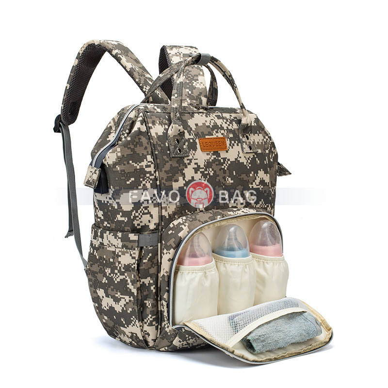 Fashion Camouflage Diaper Bag Backpack Big Mummy Dad Bag Handbag with USB Charging Port